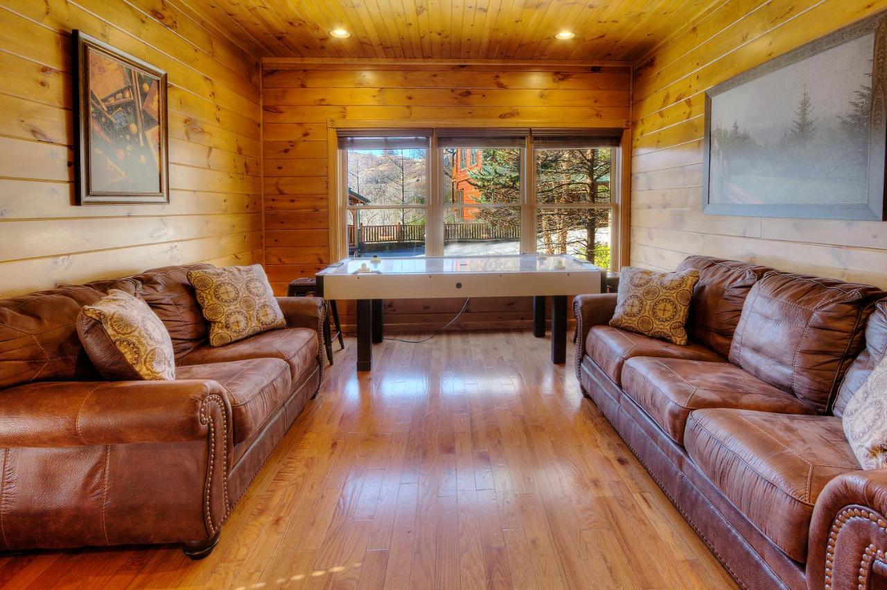 Smoky Mountain Views Villa Гетлинбург Екстериор снимка